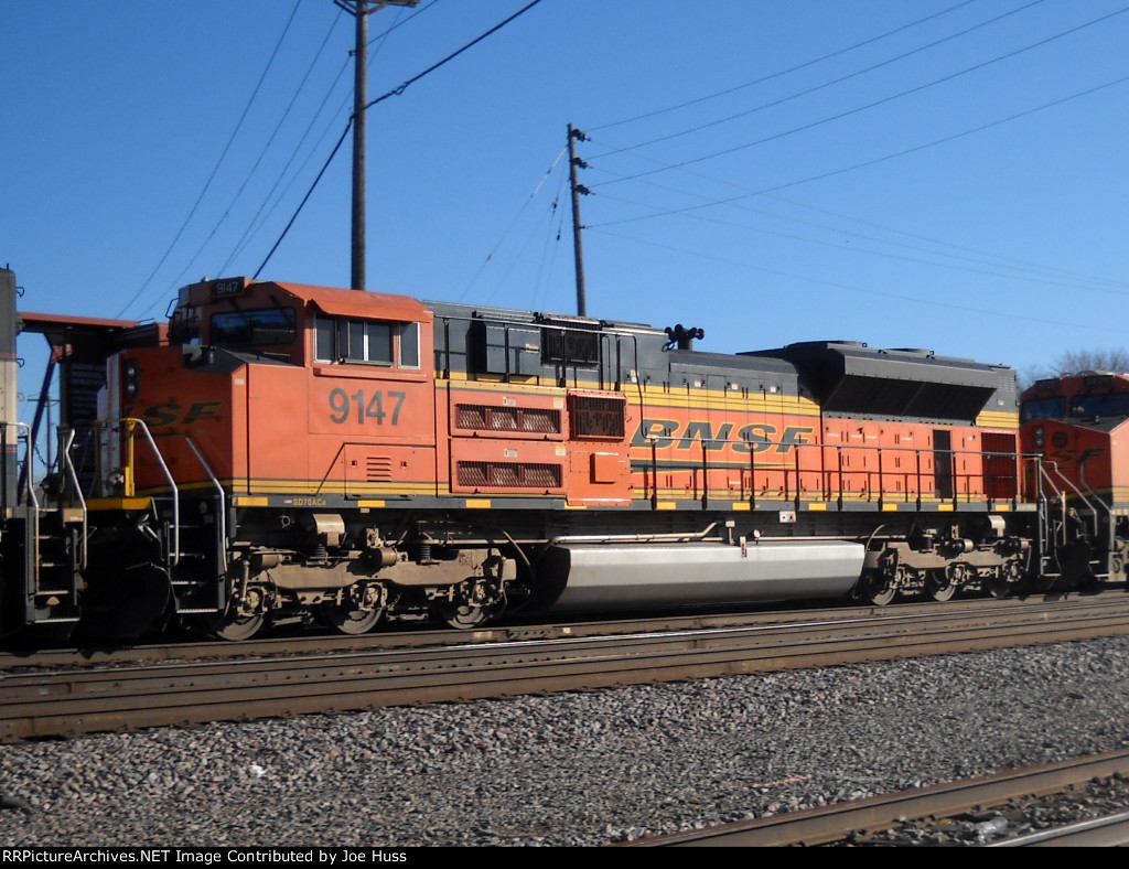 BNSF 9147